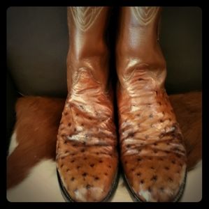 Justin Ostrich Boots 7D